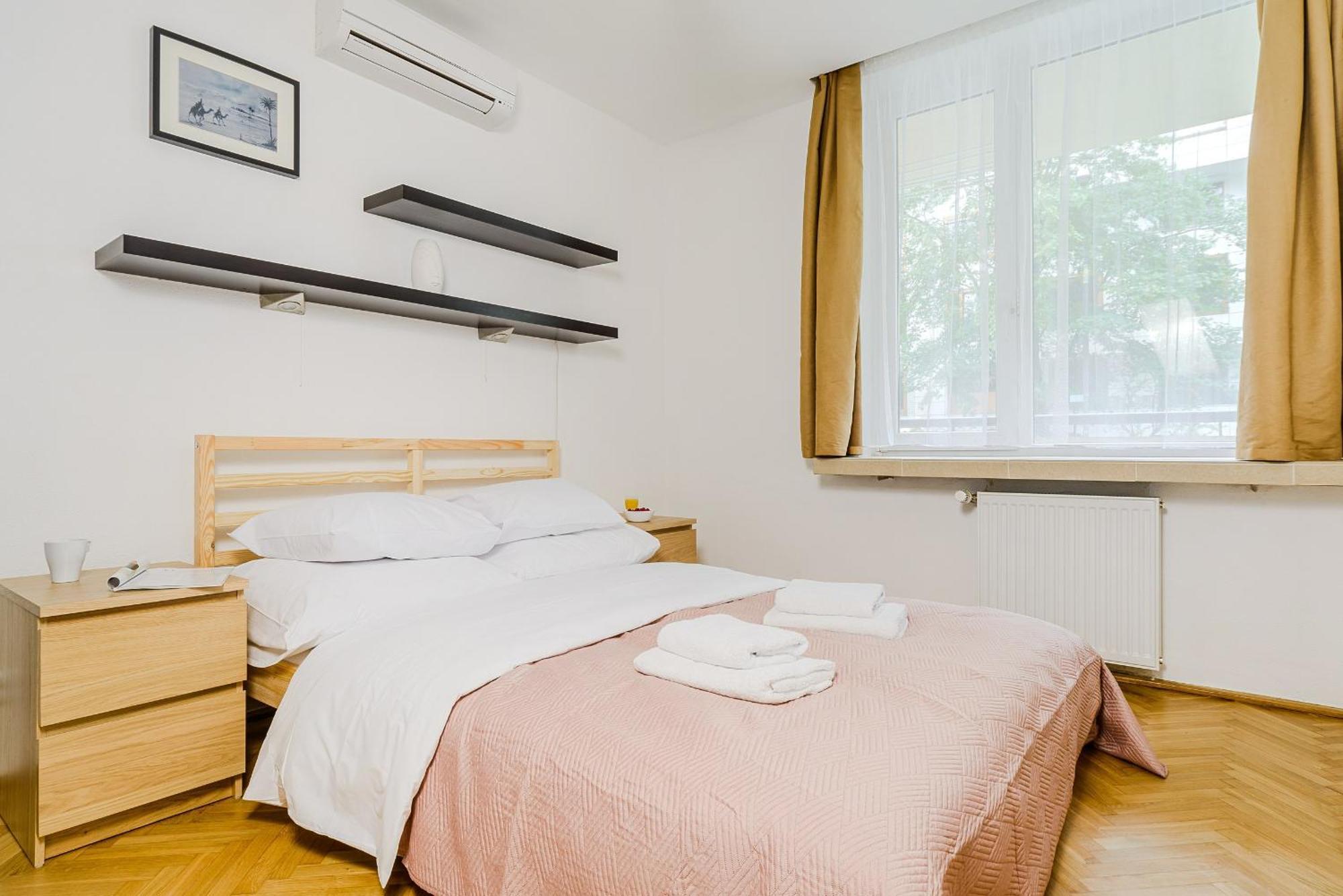 Apartament Leszczynska ワルシャワ エクステリア 写真